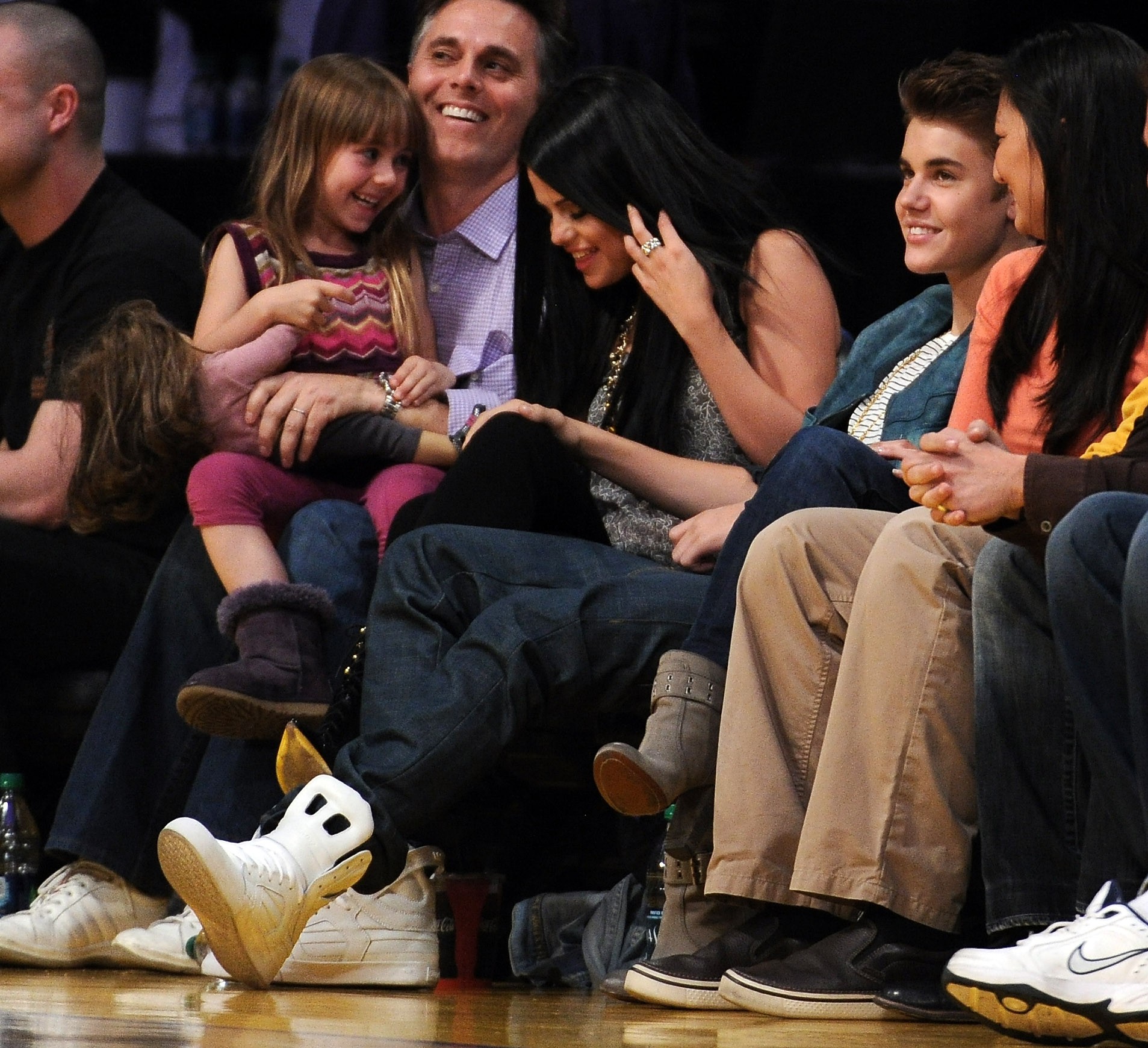 Justin Bieber Would Like To Reintroduce Himself Gq Justin Bieber
