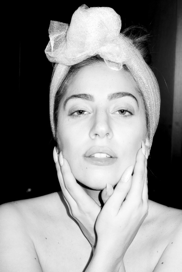 lady-gaga-terry-richardson-2-compressed.