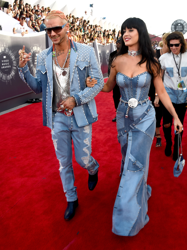 MTV VMAs 2014 Katy Perry And Riff Raff Pay Tribute To Justin And